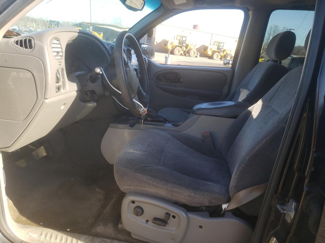 Photo 6 VIN: 1GNET16S146154920 - CHEVROLET TRAILBLAZER 