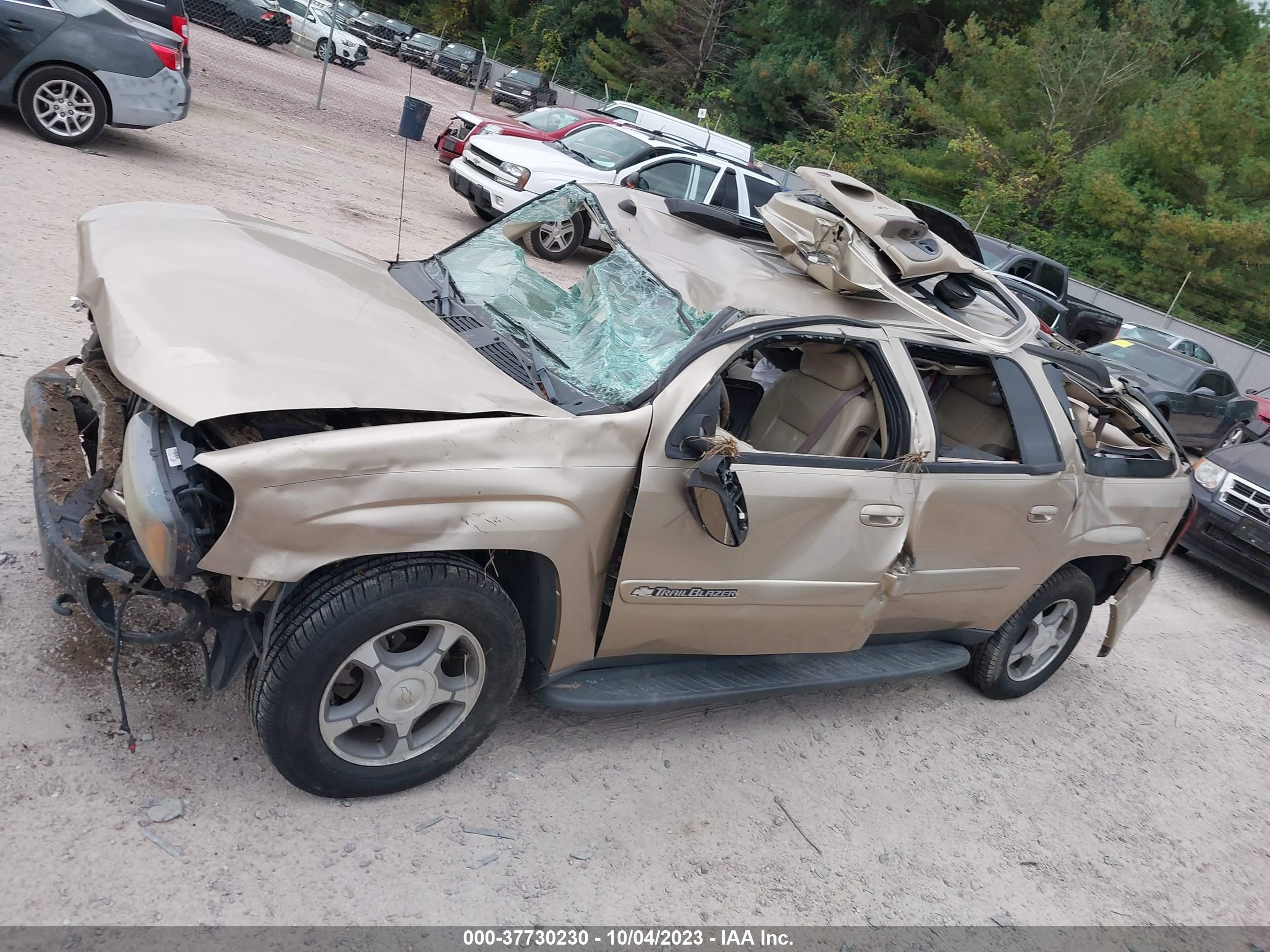 Photo 5 VIN: 1GNET16S946215107 - CHEVROLET TRAILBLAZER 