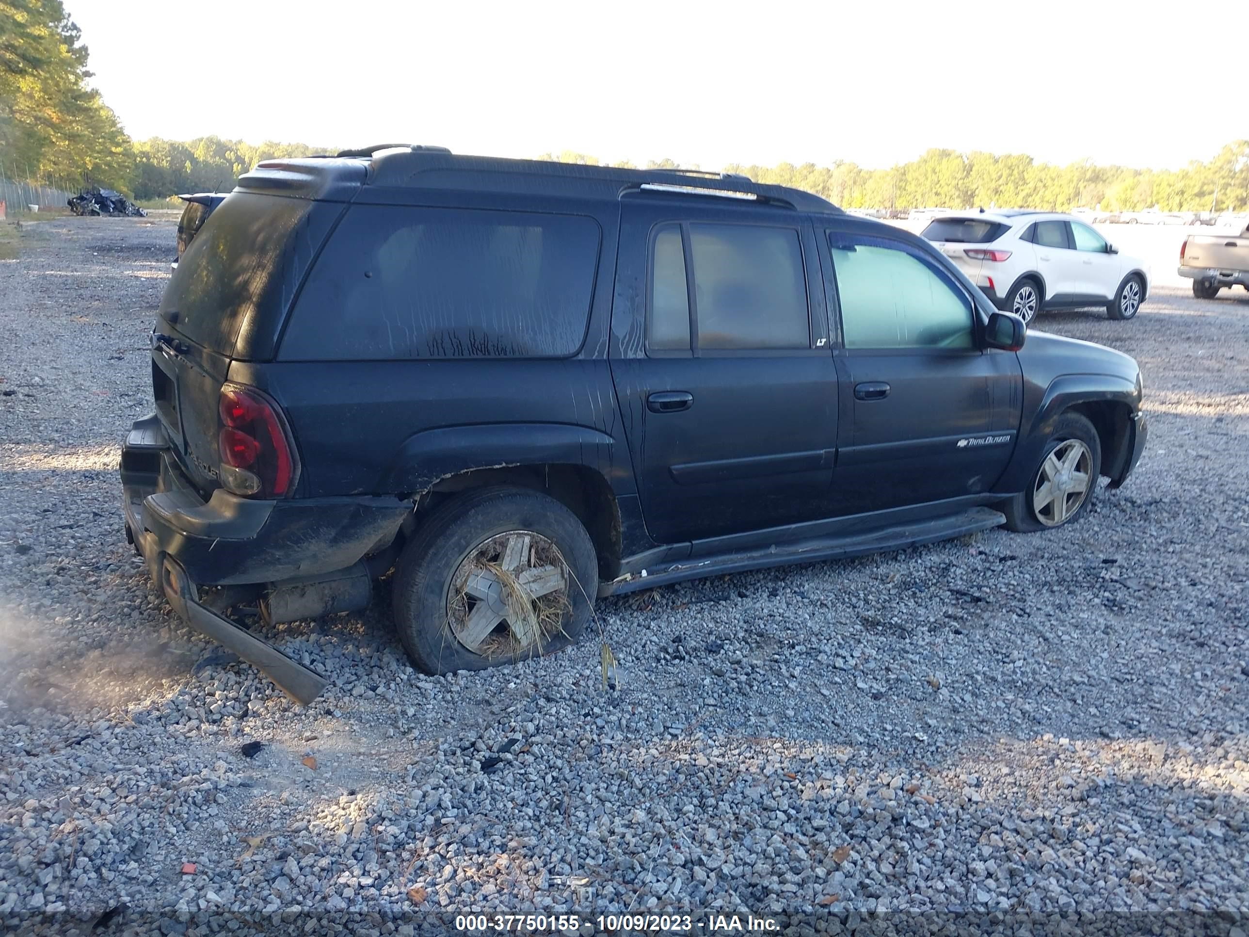 Photo 3 VIN: 1GNET16SX36157880 - CHEVROLET TRAILBLAZER 