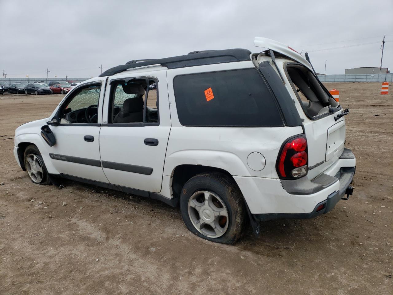 Photo 1 VIN: 1GNET16SX46114870 - CHEVROLET TRAILBLAZER 