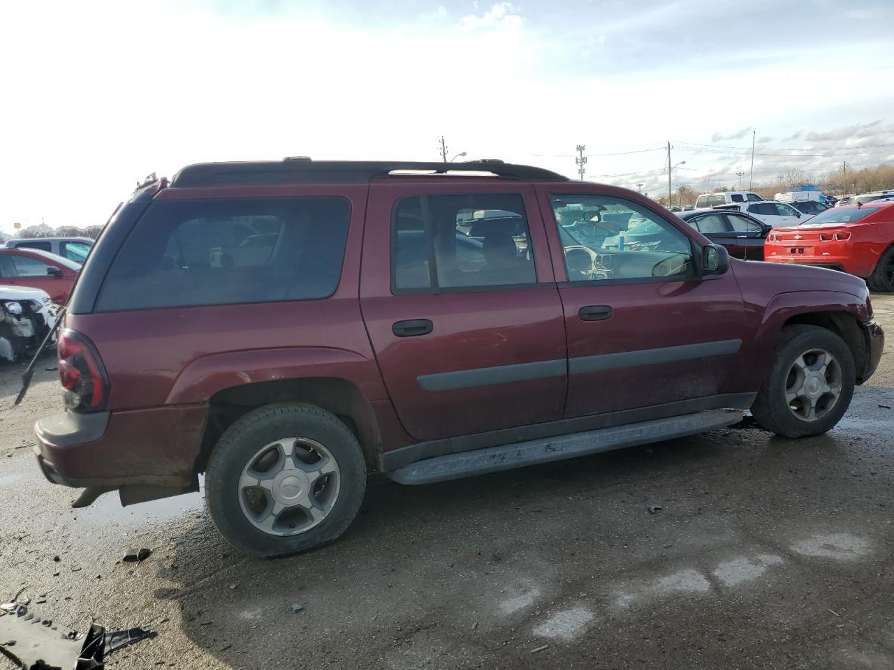 Photo 2 VIN: 1GNET16SX56161480 - CHEVROLET TRAILBLAZER 