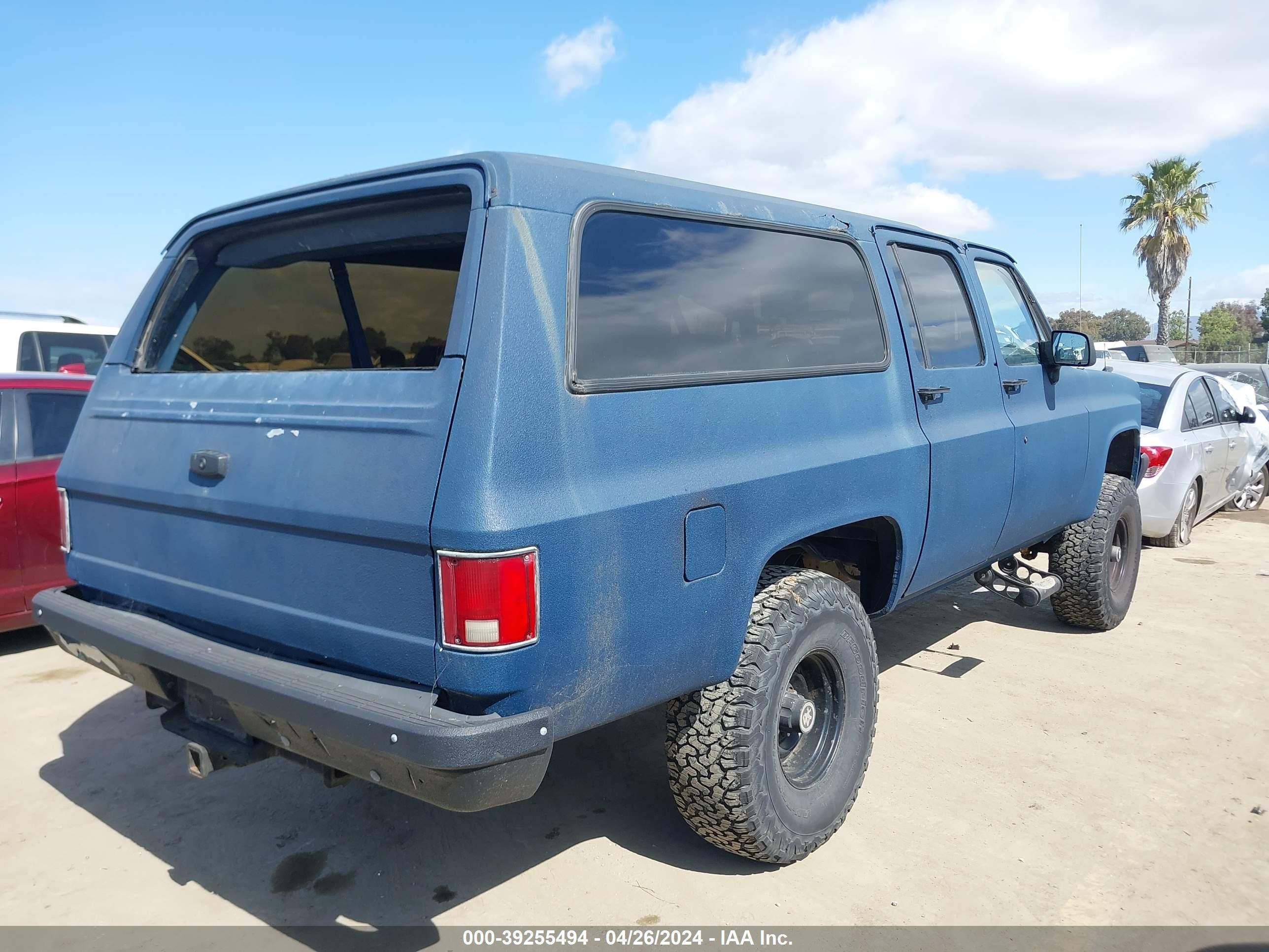 Photo 3 VIN: 1GNEV16K5LF167128 - CHEVROLET SUBURBAN 