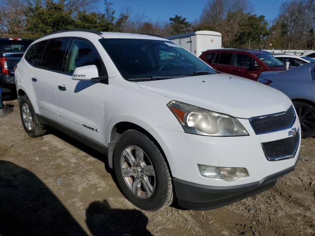 Photo 3 VIN: 1GNEV23D29S121817 - CHEVROLET TRAVERSE 