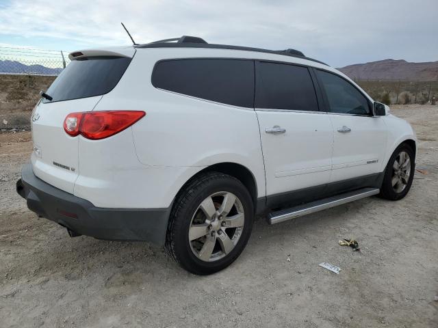 Photo 2 VIN: 1GNEV23D39S117582 - CHEVROLET TRAVERSE 