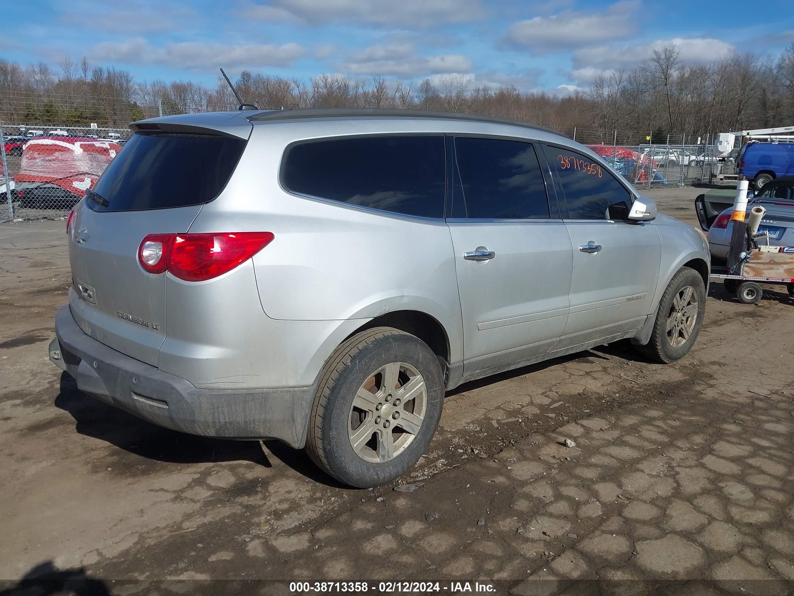 Photo 3 VIN: 1GNEV23D69S178652 - CHEVROLET TRAVERSE 