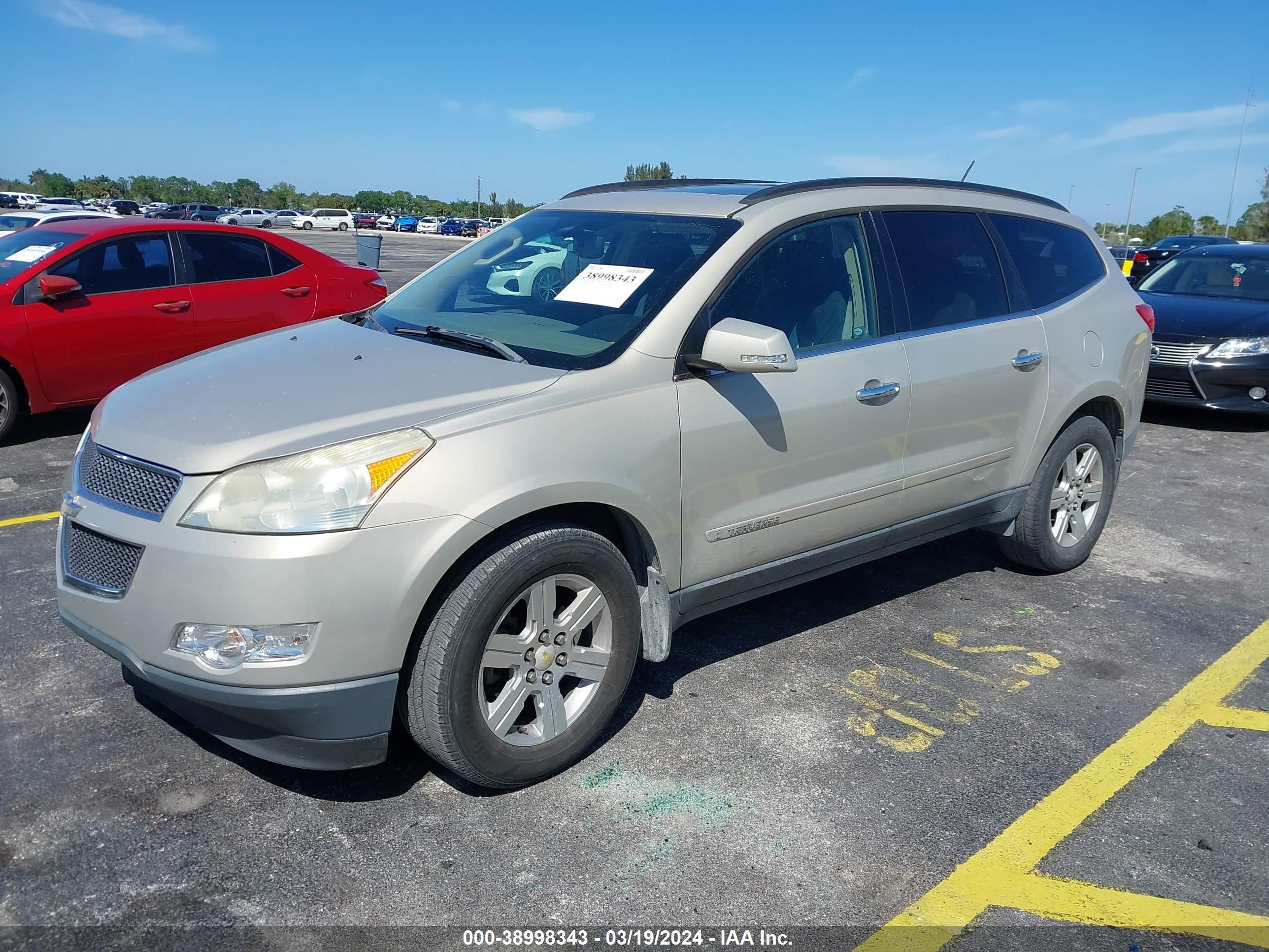 Photo 1 VIN: 1GNEV23D99S147900 - CHEVROLET TRAVERSE 