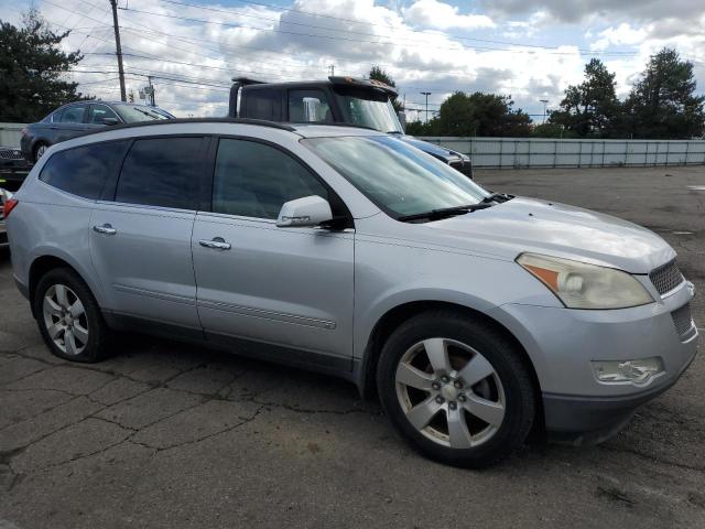 Photo 3 VIN: 1GNEV33D09S111373 - CHEVROLET TRAVERSE L 