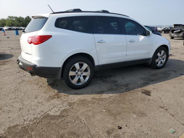 Photo 2 VIN: 1GNEV33D29S104991 - CHEVROLET TRAVERSE L 