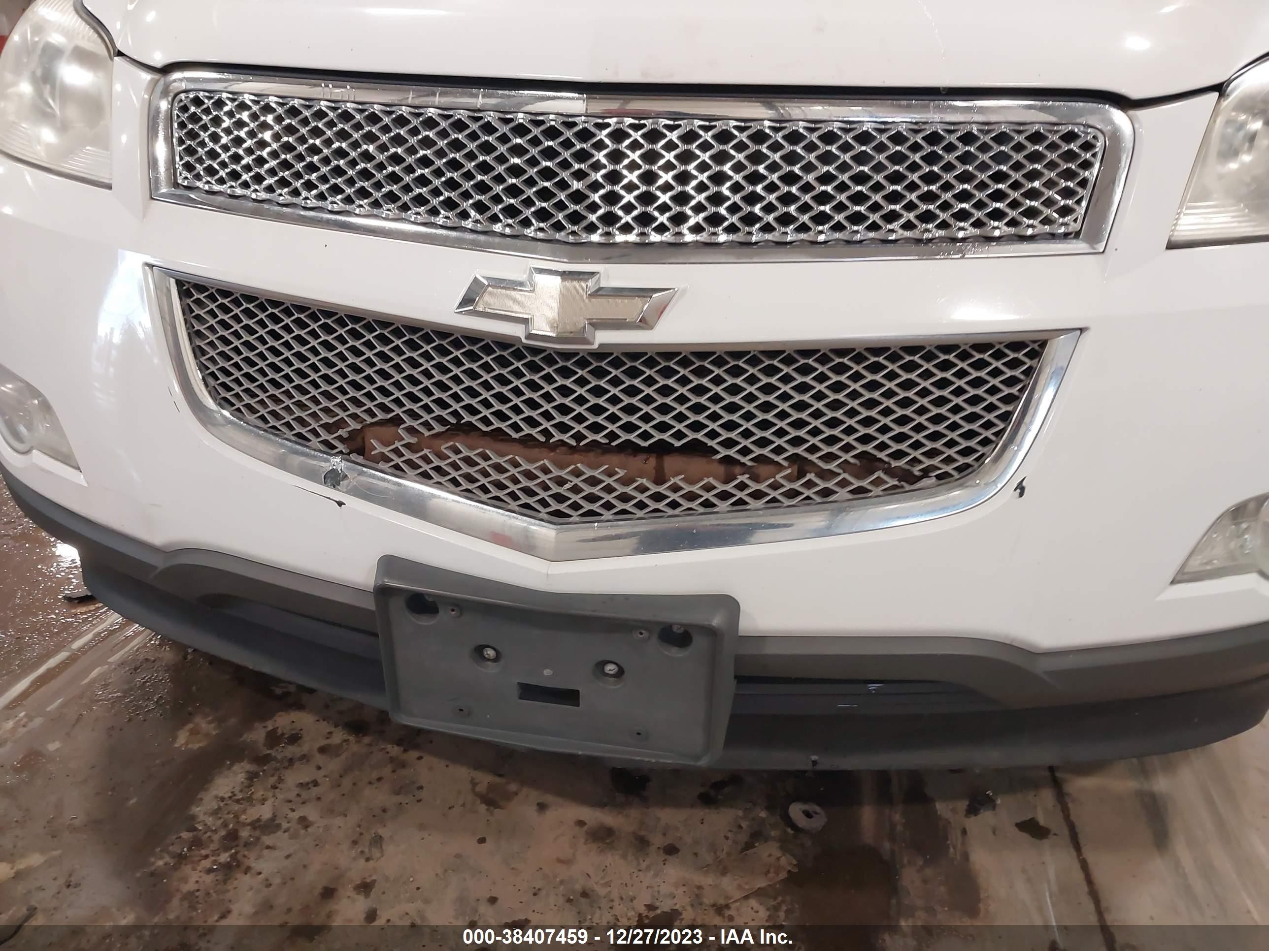 Photo 5 VIN: 1GNEV33D39S108452 - CHEVROLET TRAVERSE 