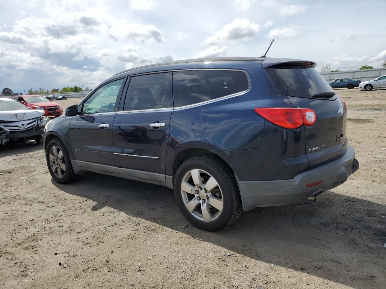 Photo 1 VIN: 1GNEV33D59S152792 - CHEVROLET TRAVERSE 