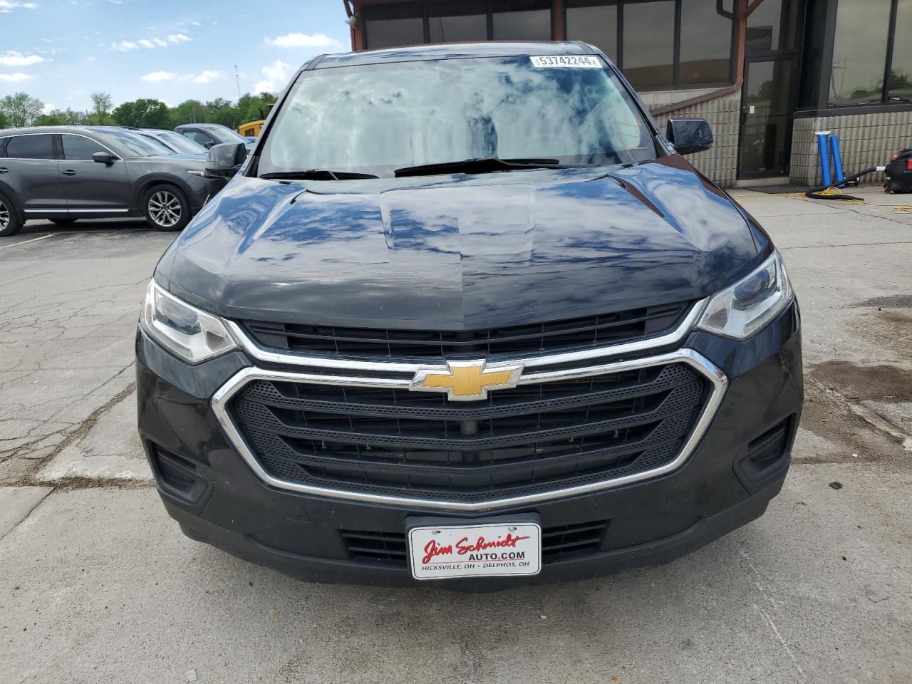 Photo 4 VIN: 1GNEVFKW3KJ228915 - CHEVROLET TRAVERSE 