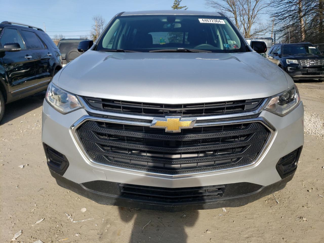 Photo 4 VIN: 1GNEVFKW5JJ279072 - CHEVROLET TRAVERSE 