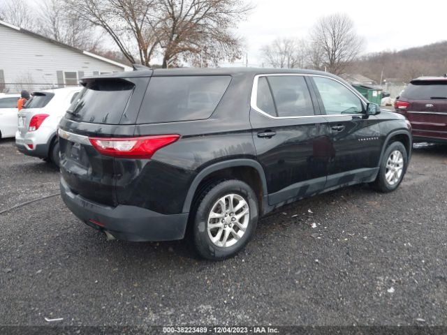 Photo 3 VIN: 1GNEVFKW8JJ108400 - CHEVROLET TRAVERSE 