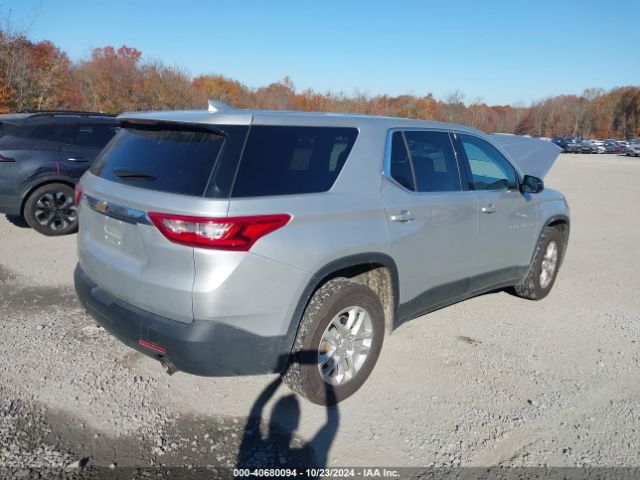 Photo 3 VIN: 1GNEVFKWXKJ109825 - CHEVROLET TRAVERSE 