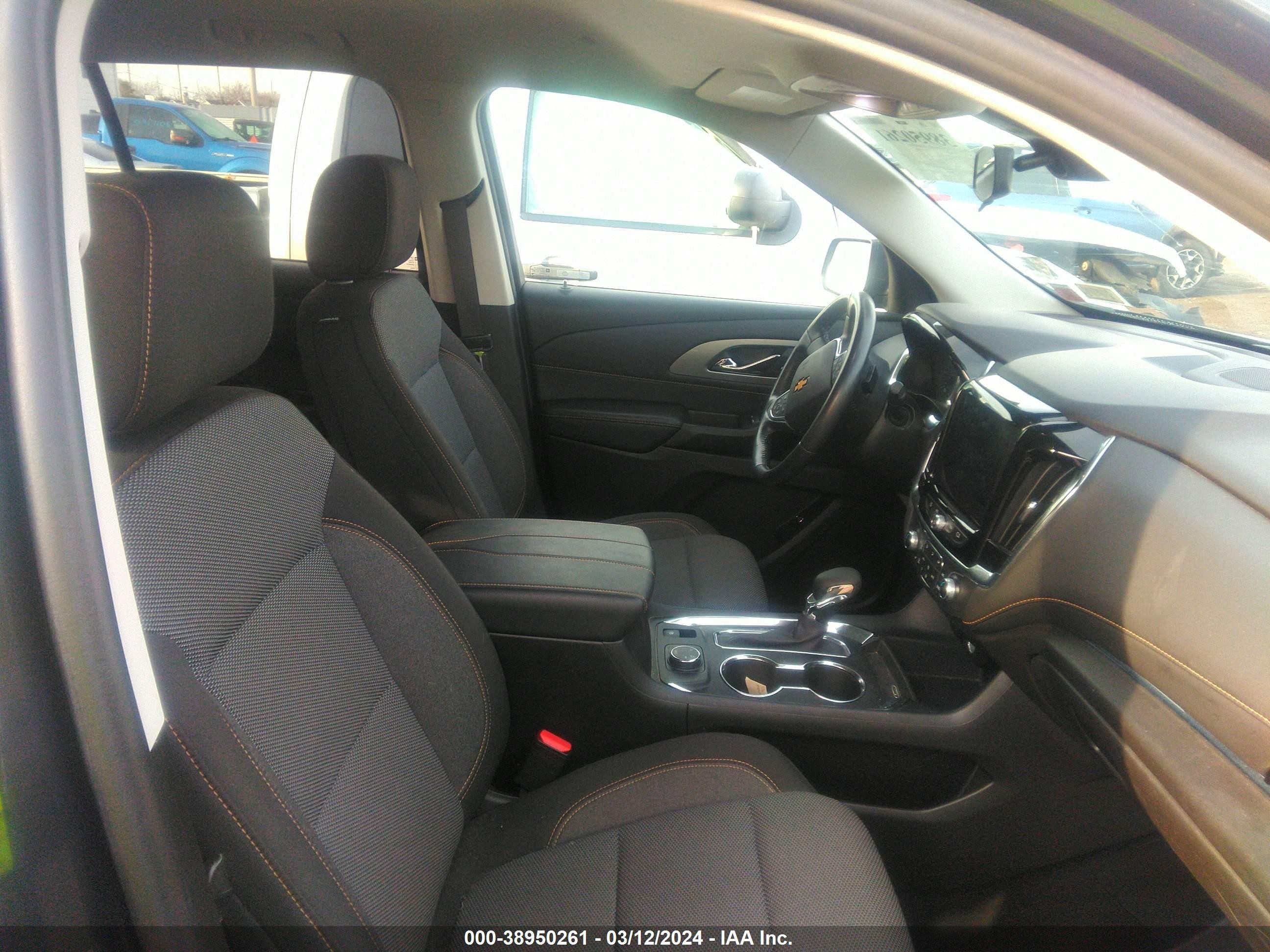 Photo 4 VIN: 1GNEVGKW0MJ210588 - CHEVROLET TRAVERSE 