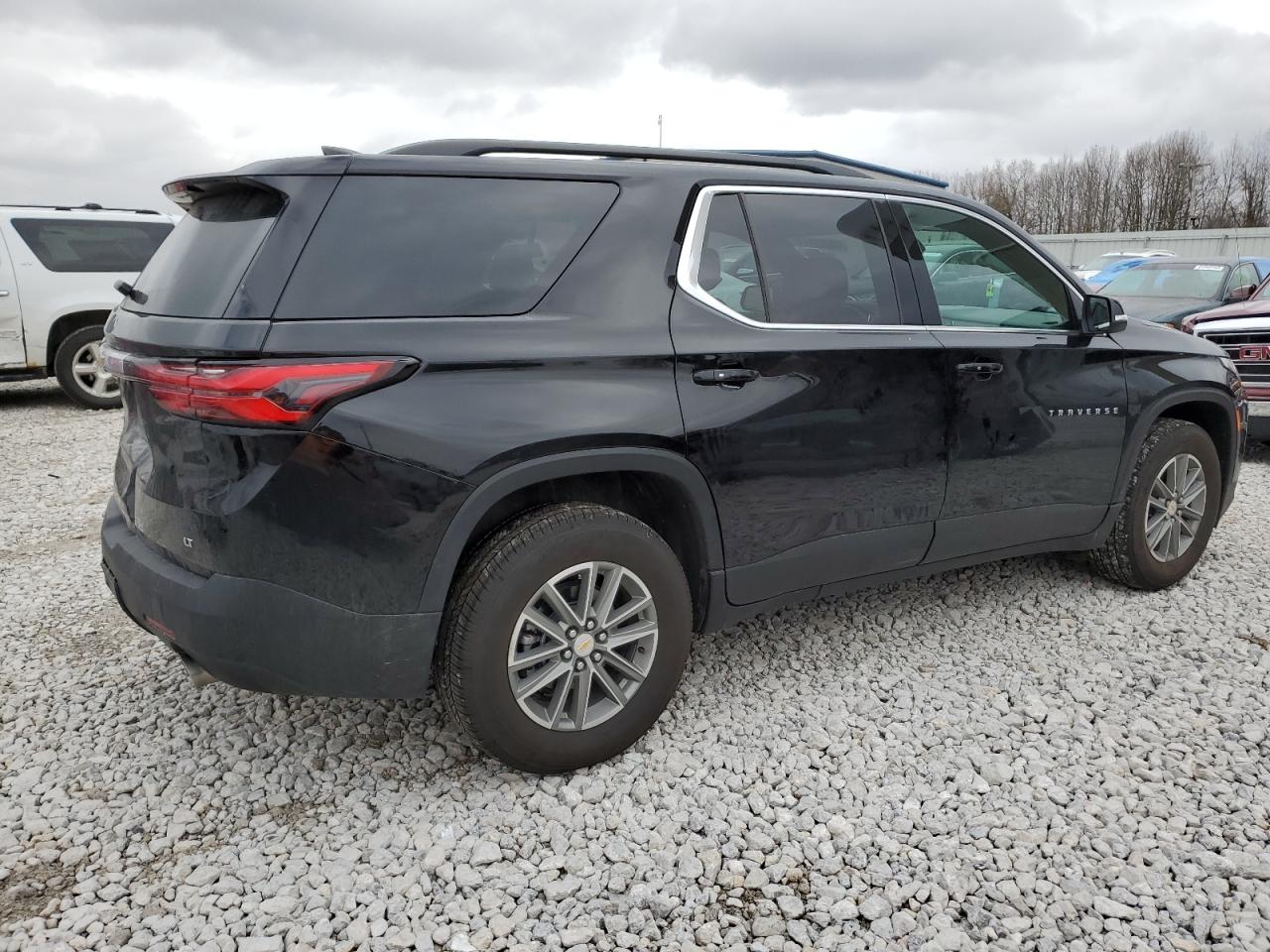 Photo 2 VIN: 1GNEVGKW3PJ309877 - CHEVROLET TRAVERSE 