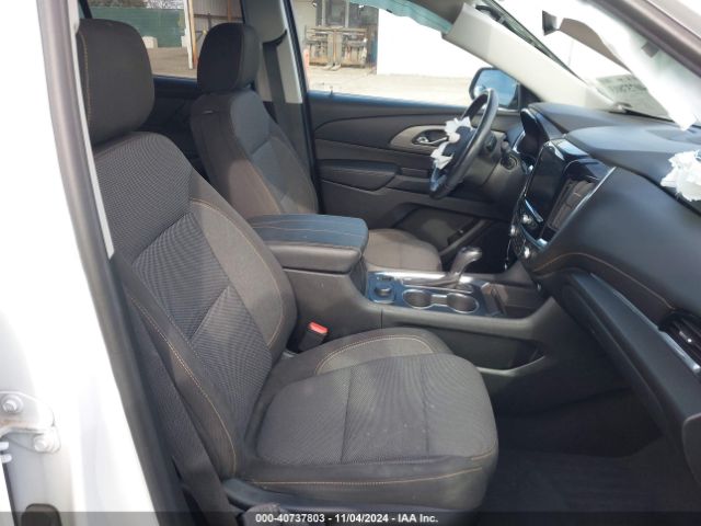 Photo 4 VIN: 1GNEVGKW4JJ270501 - CHEVROLET TRAVERSE 