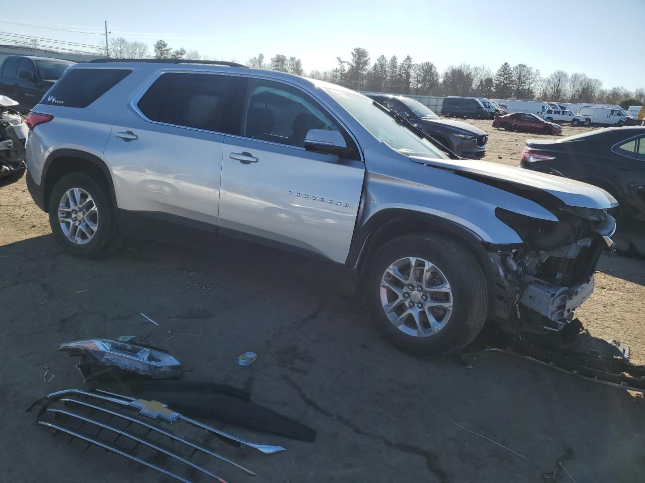 Photo 3 VIN: 1GNEVGKW5MJ261486 - CHEVROLET TRAVERSE 