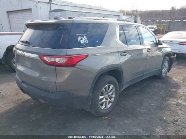 Photo 3 VIN: 1GNEVGKW6JJ180993 - CHEVROLET TRAVERSE 