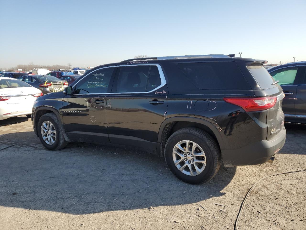 Photo 1 VIN: 1GNEVGKW6JJ203642 - CHEVROLET TRAVERSE 