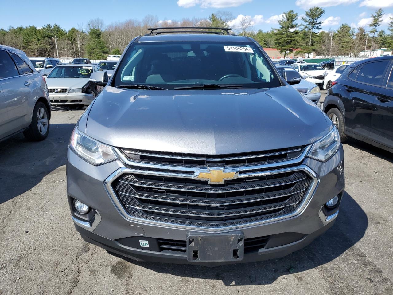 Photo 4 VIN: 1GNEVGKW6JJ284061 - CHEVROLET TRAVERSE 