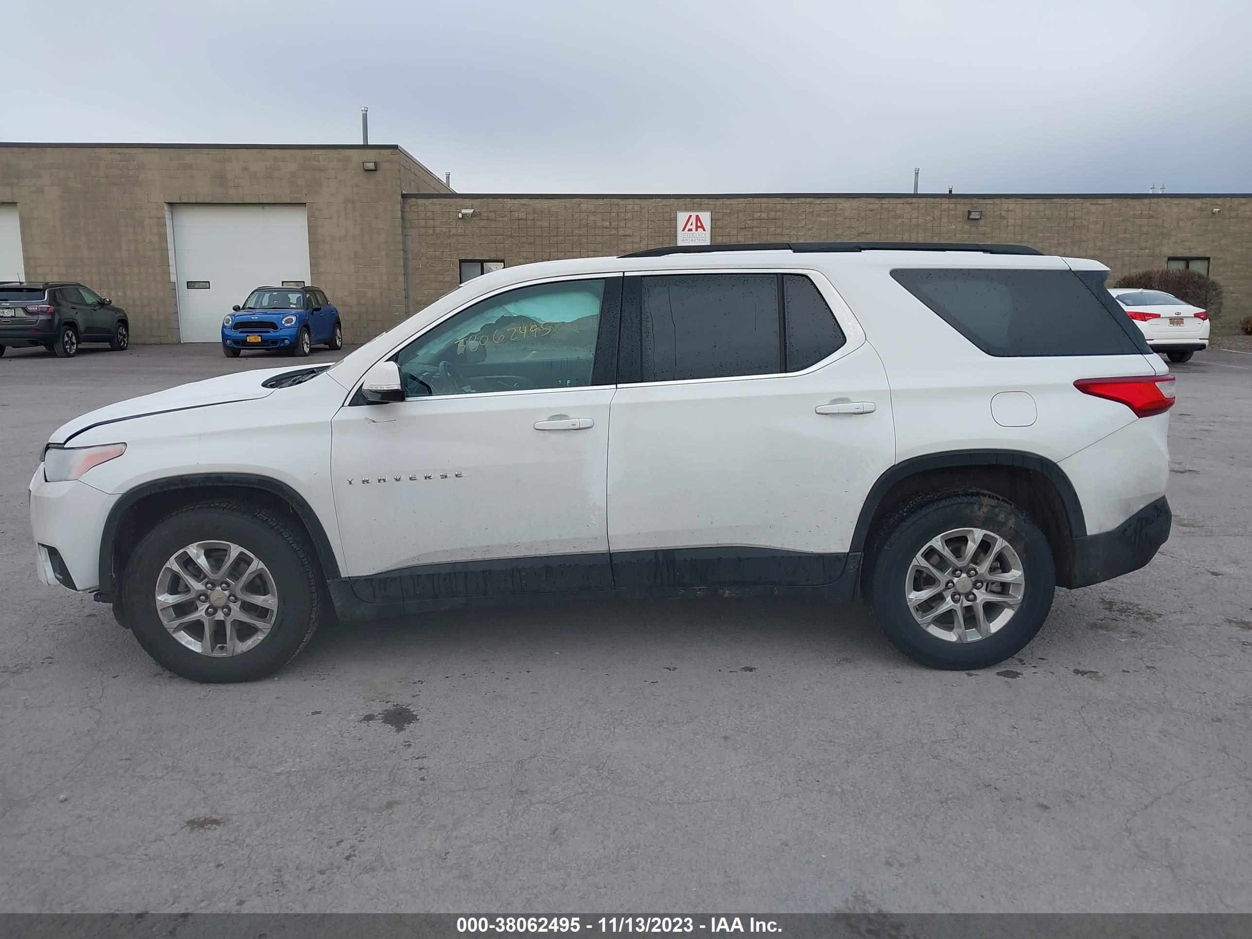 Photo 13 VIN: 1GNEVGKW6MJ108051 - CHEVROLET TRAVERSE 