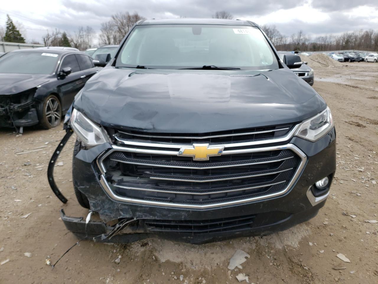 Photo 4 VIN: 1GNEVGKW8KJ136513 - CHEVROLET TRAVERSE 