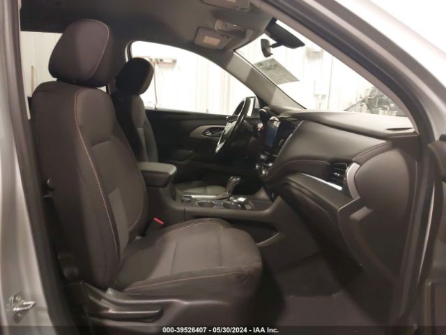 Photo 4 VIN: 1GNEVGKW9KJ112611 - CHEVROLET TRAVERSE 