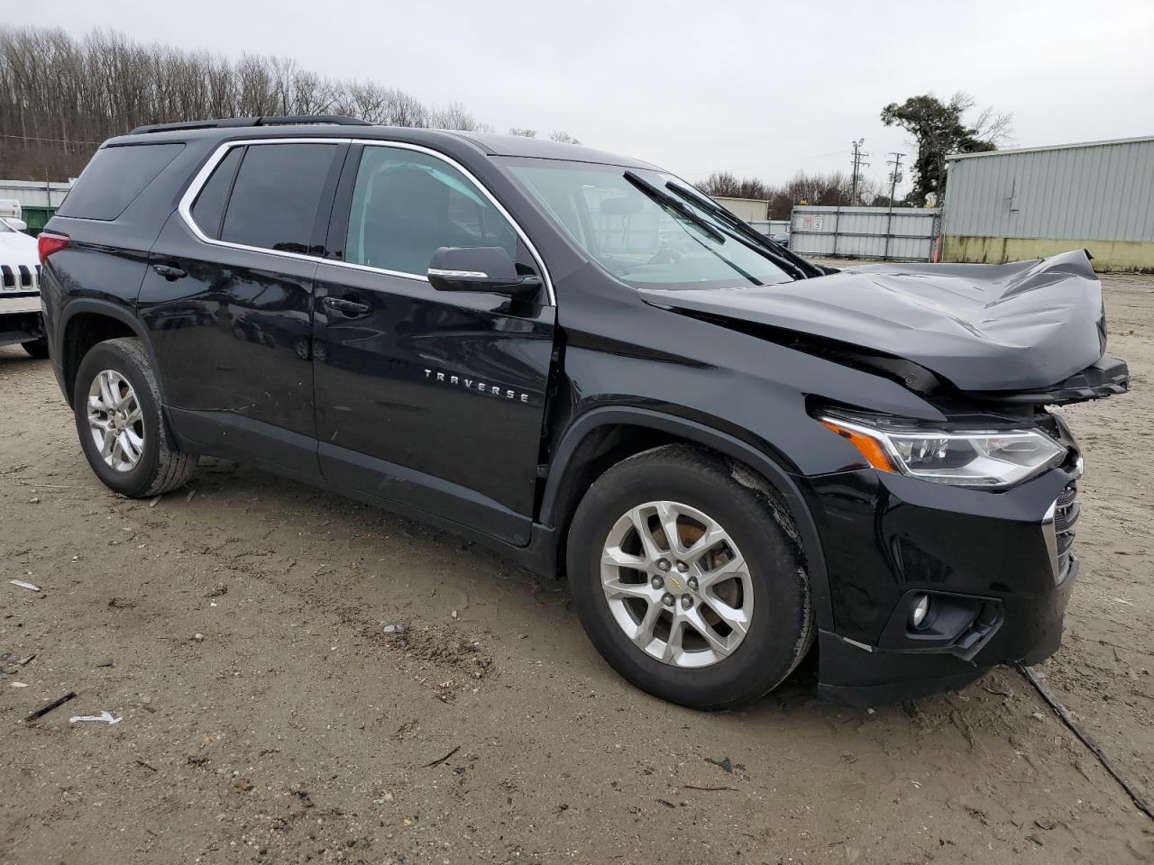 Photo 3 VIN: 1GNEVHKW2LJ287399 - CHEVROLET TRAVERSE 