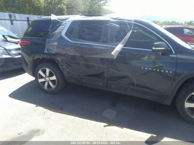 Photo 5 VIN: 1GNEVHKW3JJ203832 - CHEVROLET TRAVERSE 