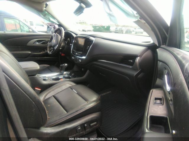 Photo 4 VIN: 1GNEVHKW4KJ137860 - CHEVROLET TRAVERSE 