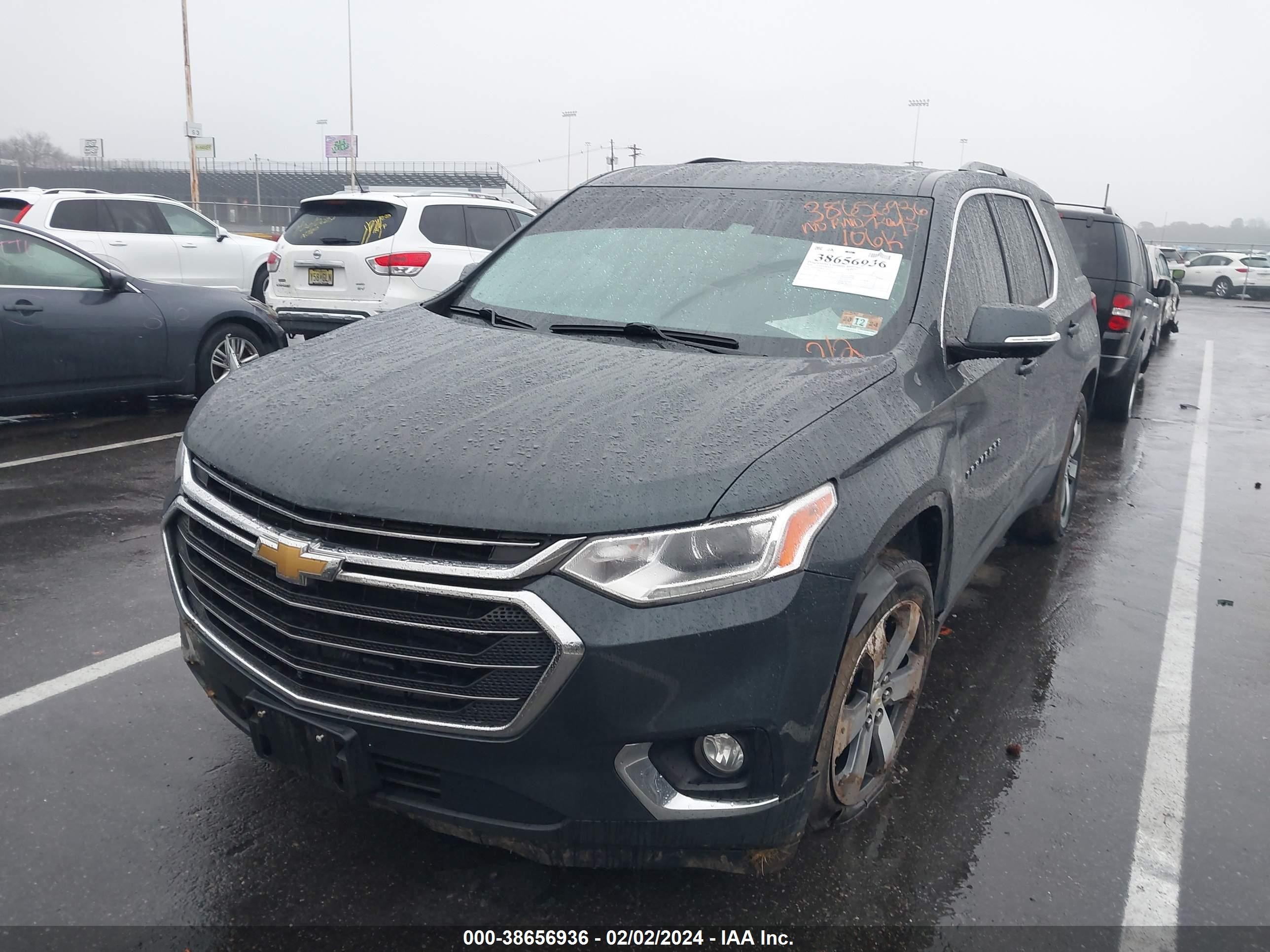 Photo 5 VIN: 1GNEVHKW5JJ159414 - CHEVROLET TRAVERSE 