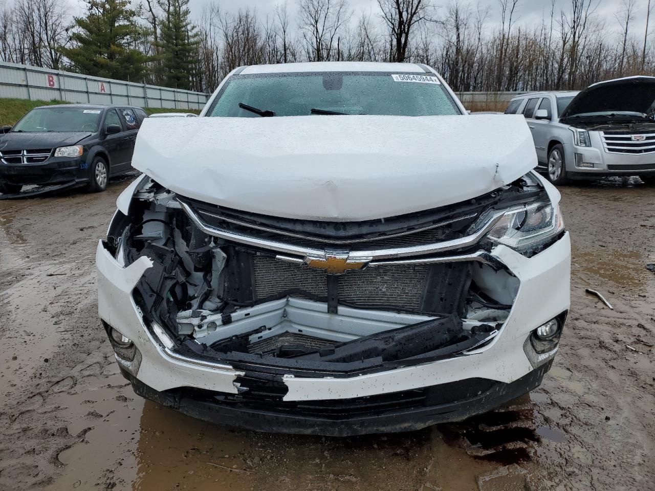 Photo 4 VIN: 1GNEVHKW5MJ135103 - CHEVROLET TRAVERSE 