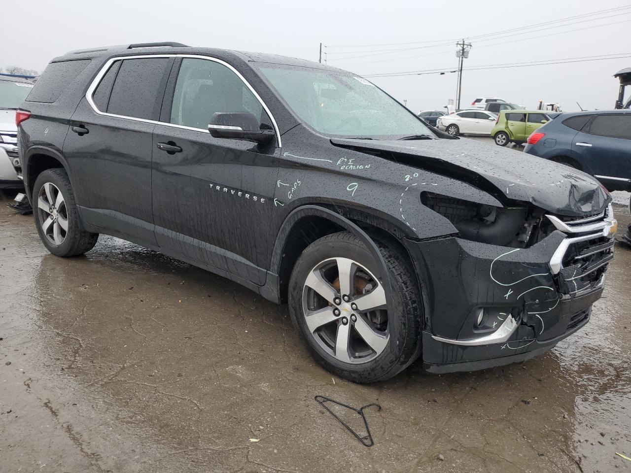 Photo 3 VIN: 1GNEVHKW6JJ205994 - CHEVROLET TRAVERSE 