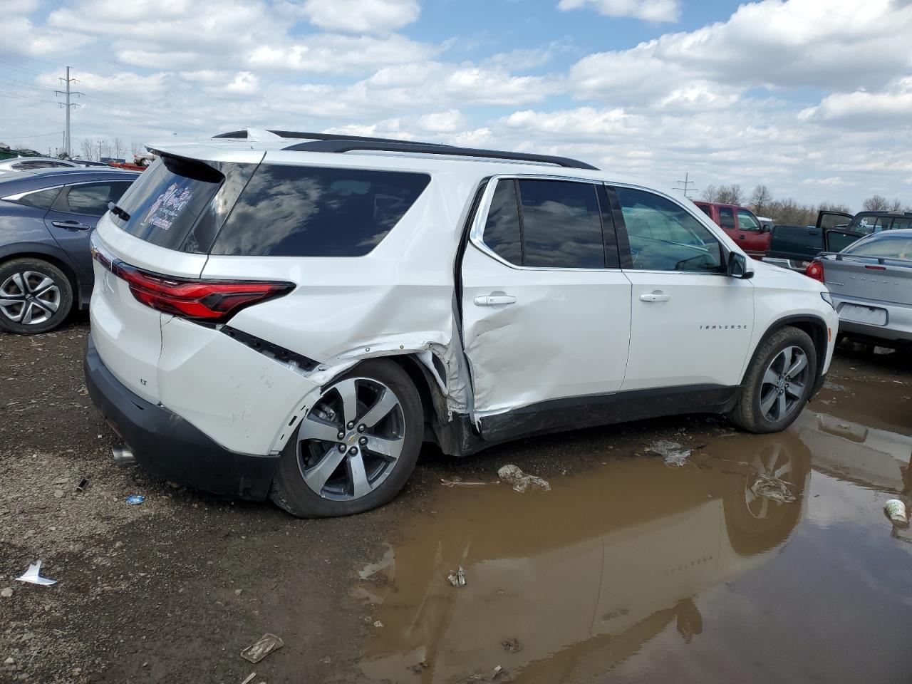 Photo 2 VIN: 1GNEVHKW6PJ276685 - CHEVROLET TRAVERSE 