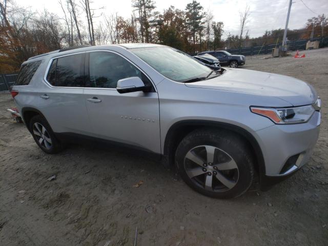 Photo 3 VIN: 1GNEVHKW7JJ224733 - CHEVROLET TRAVERSE 