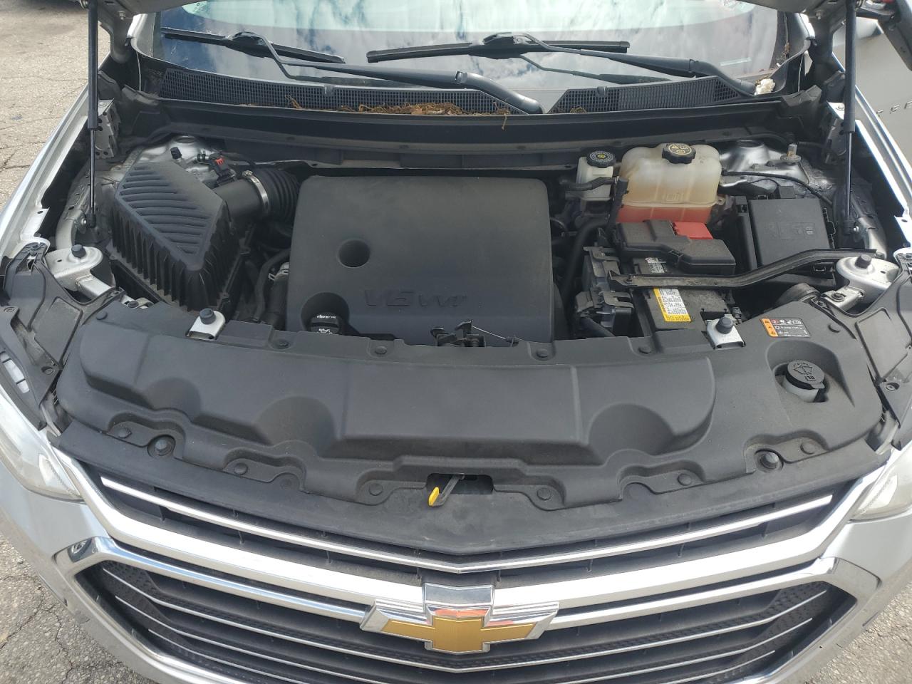 Photo 11 VIN: 1GNEVHKW8JJ209478 - CHEVROLET TRAVERSE 