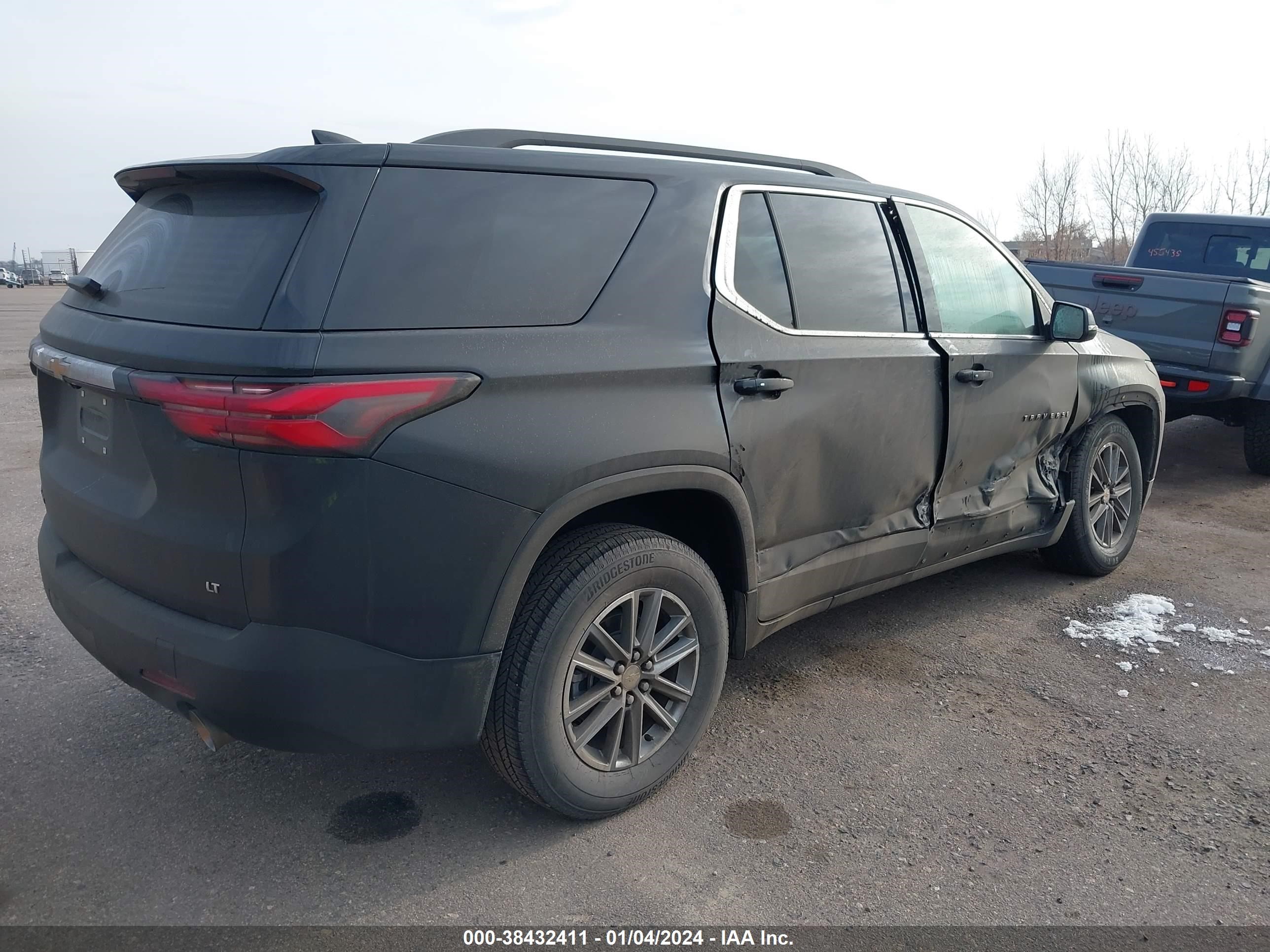 Photo 3 VIN: 1GNEVHKW9PJ208090 - CHEVROLET TRAVERSE 