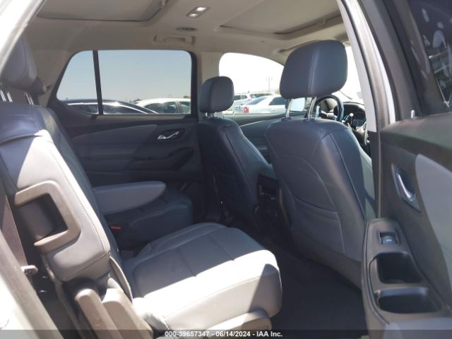 Photo 7 VIN: 1GNEVHKWXJJ270993 - CHEVROLET TRAVERSE 