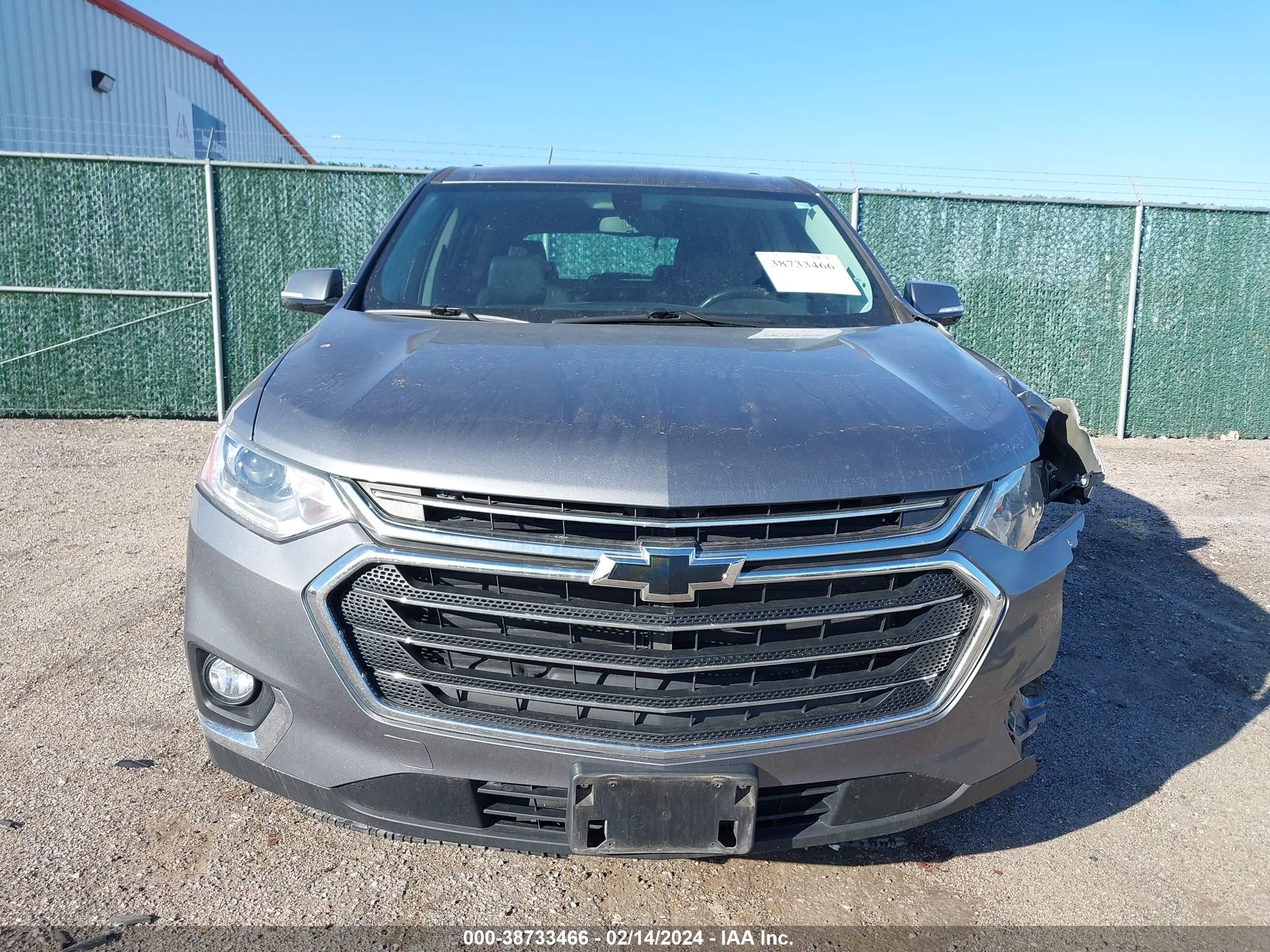 Photo 11 VIN: 1GNEVHKWXKJ202081 - CHEVROLET TRAVERSE 