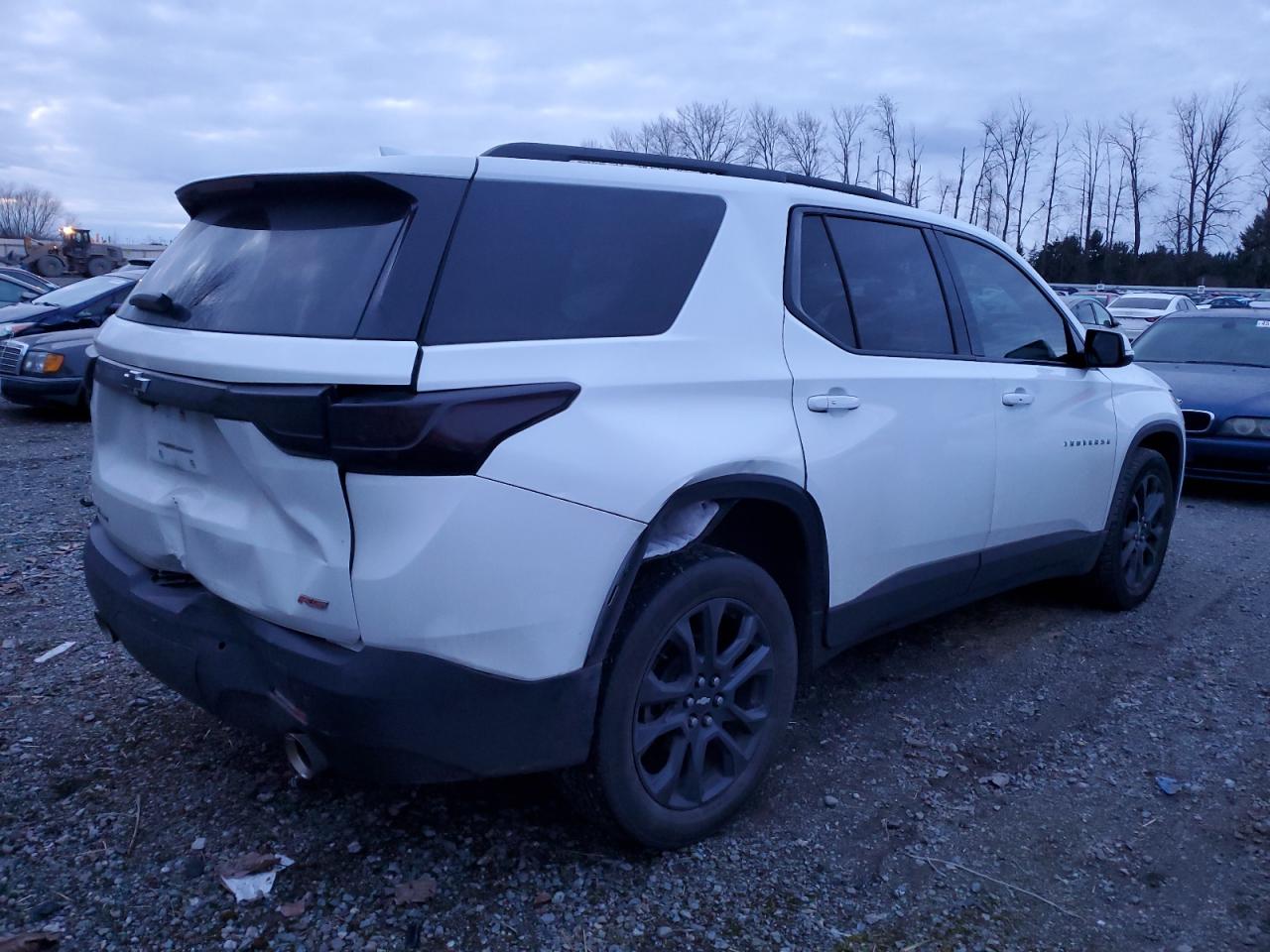 Photo 2 VIN: 1GNEVJKW4KJ159431 - CHEVROLET TRAVERSE 