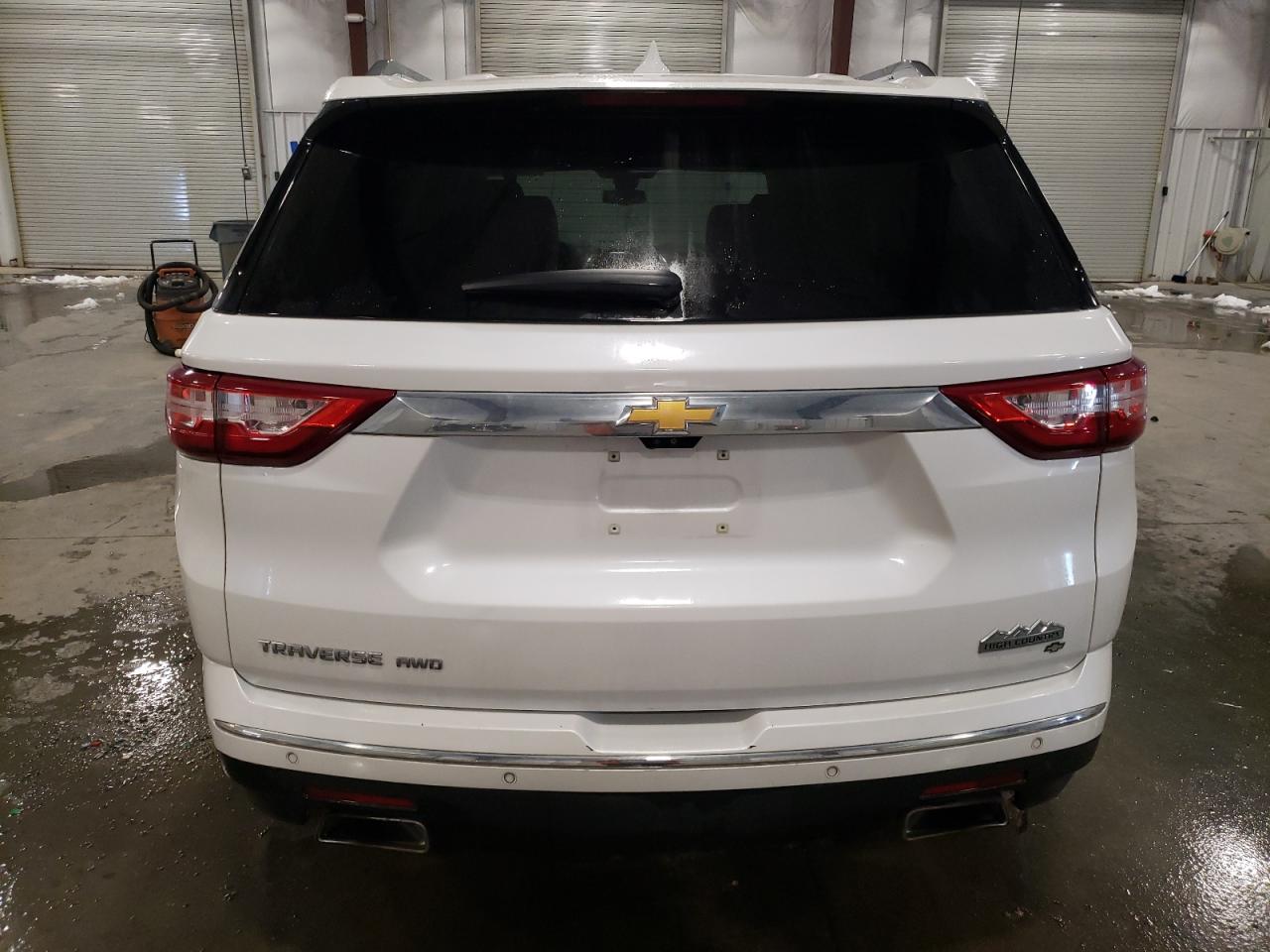 Photo 5 VIN: 1GNEVJKW4KJ261148 - CHEVROLET TRAVERSE 