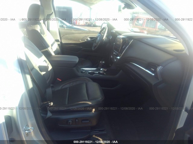 Photo 4 VIN: 1GNEVJKW5JJ263571 - CHEVROLET TRAVERSE 