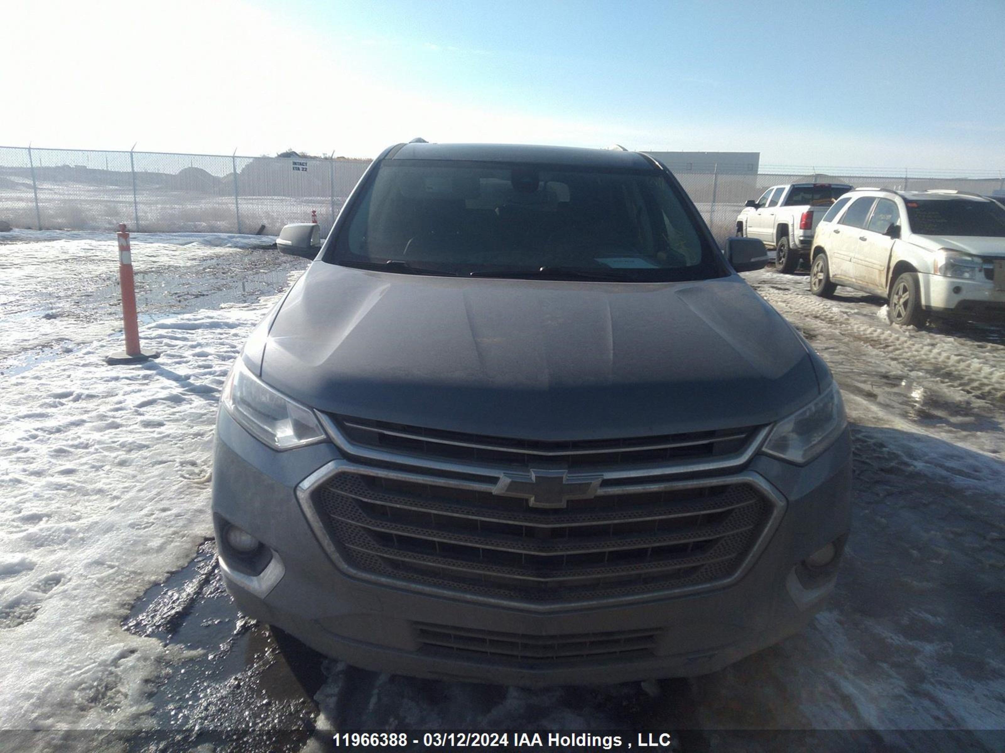 Photo 11 VIN: 1GNEVJKW6JJ121004 - CHEVROLET TRAVERSE 