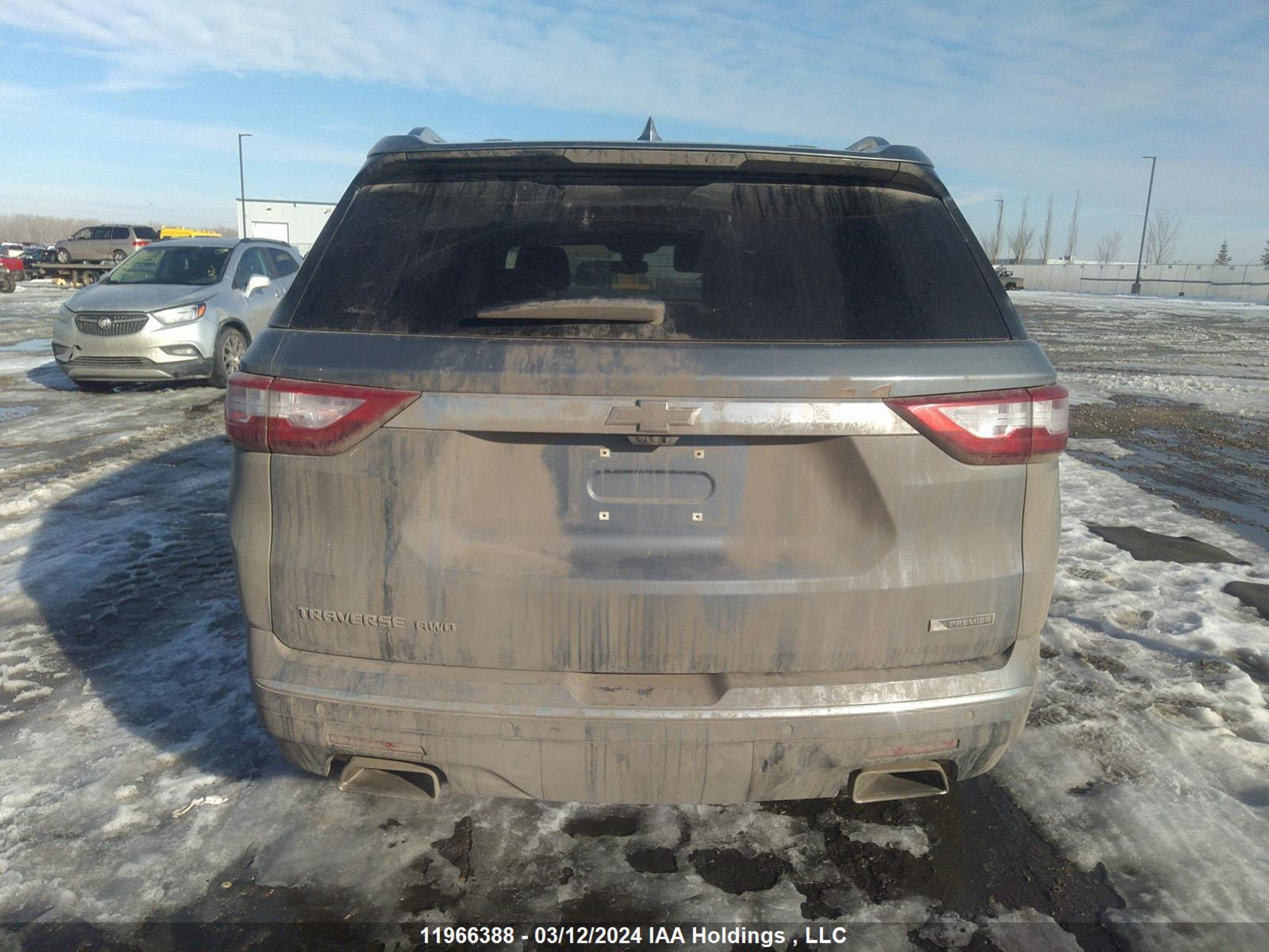 Photo 15 VIN: 1GNEVJKW6JJ121004 - CHEVROLET TRAVERSE 