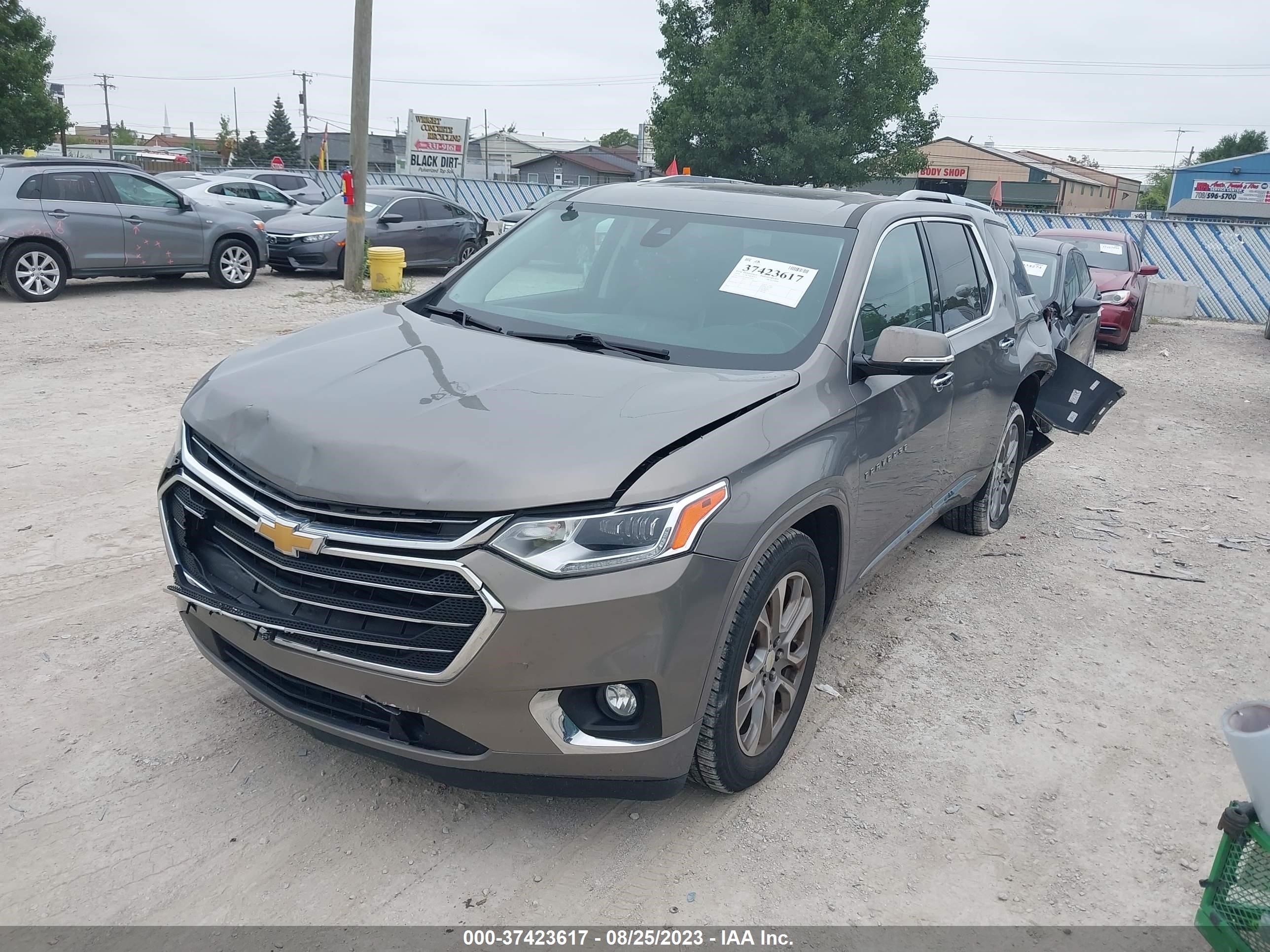 Photo 1 VIN: 1GNEVJKW9JJ171671 - CHEVROLET TRAVERSE 