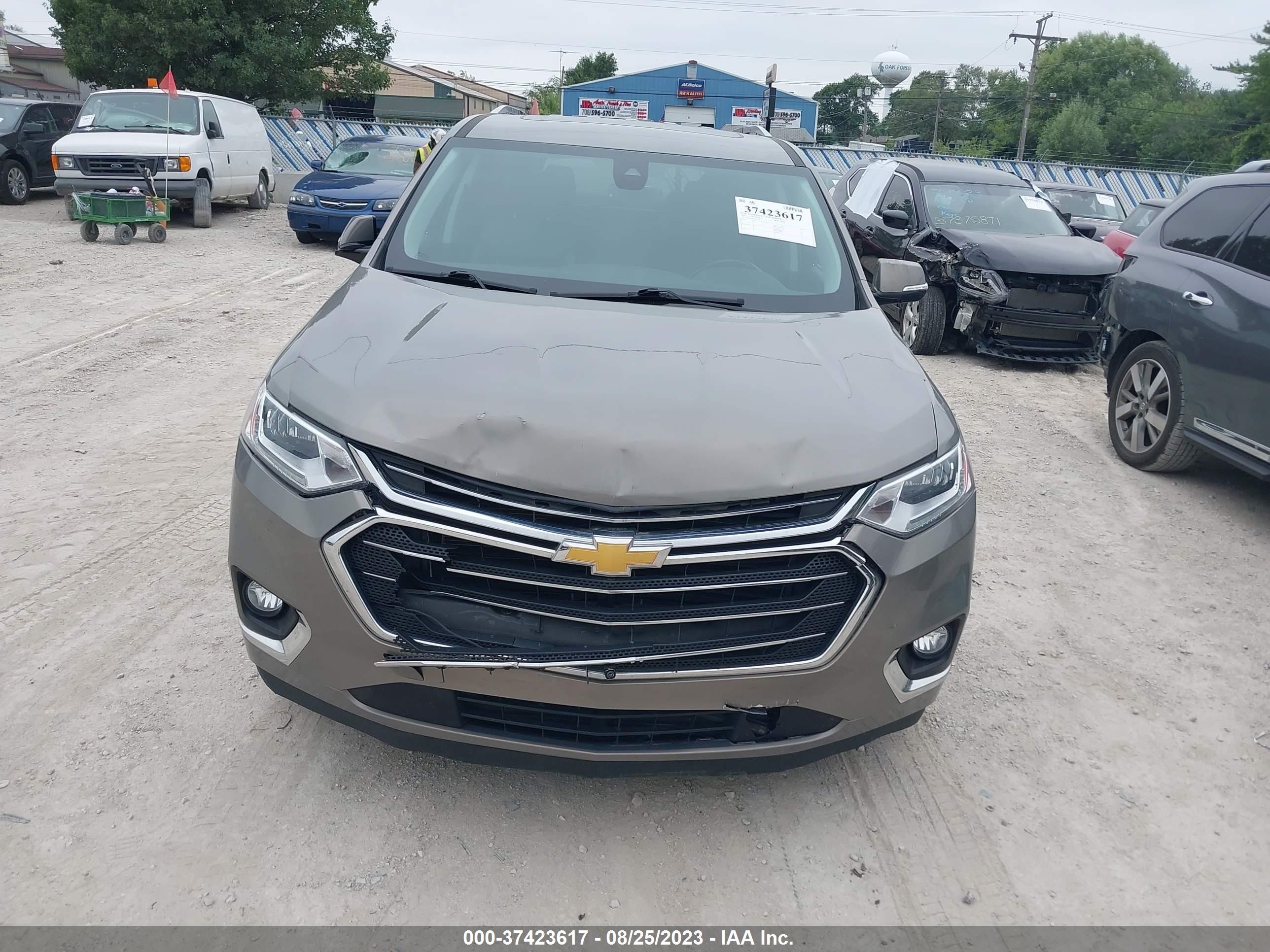 Photo 11 VIN: 1GNEVJKW9JJ171671 - CHEVROLET TRAVERSE 