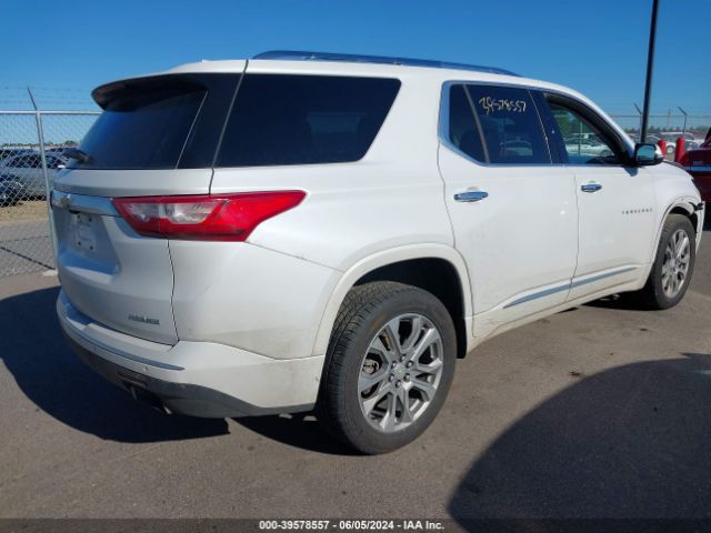 Photo 3 VIN: 1GNEVKKW3KJ130296 - CHEVROLET TRAVERSE 