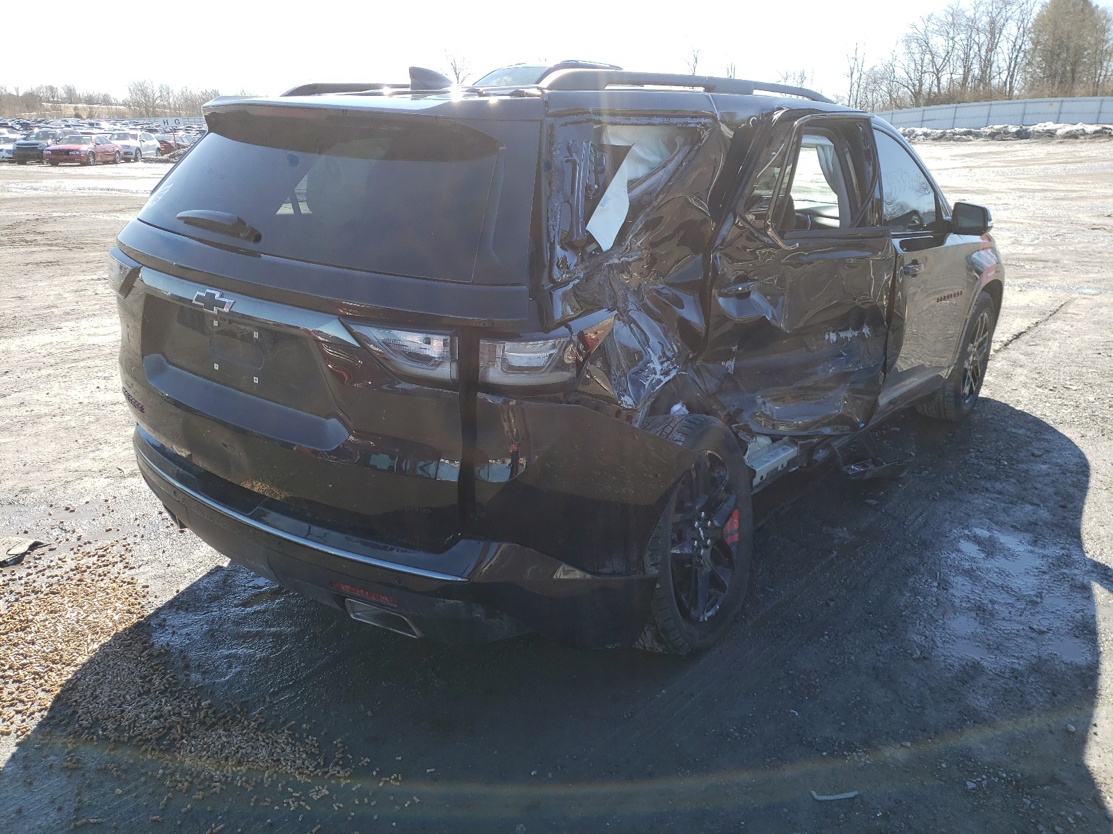 Photo 3 VIN: 1GNEVKKW6KJ306466 - CHEVROLET TRAVERSE P 