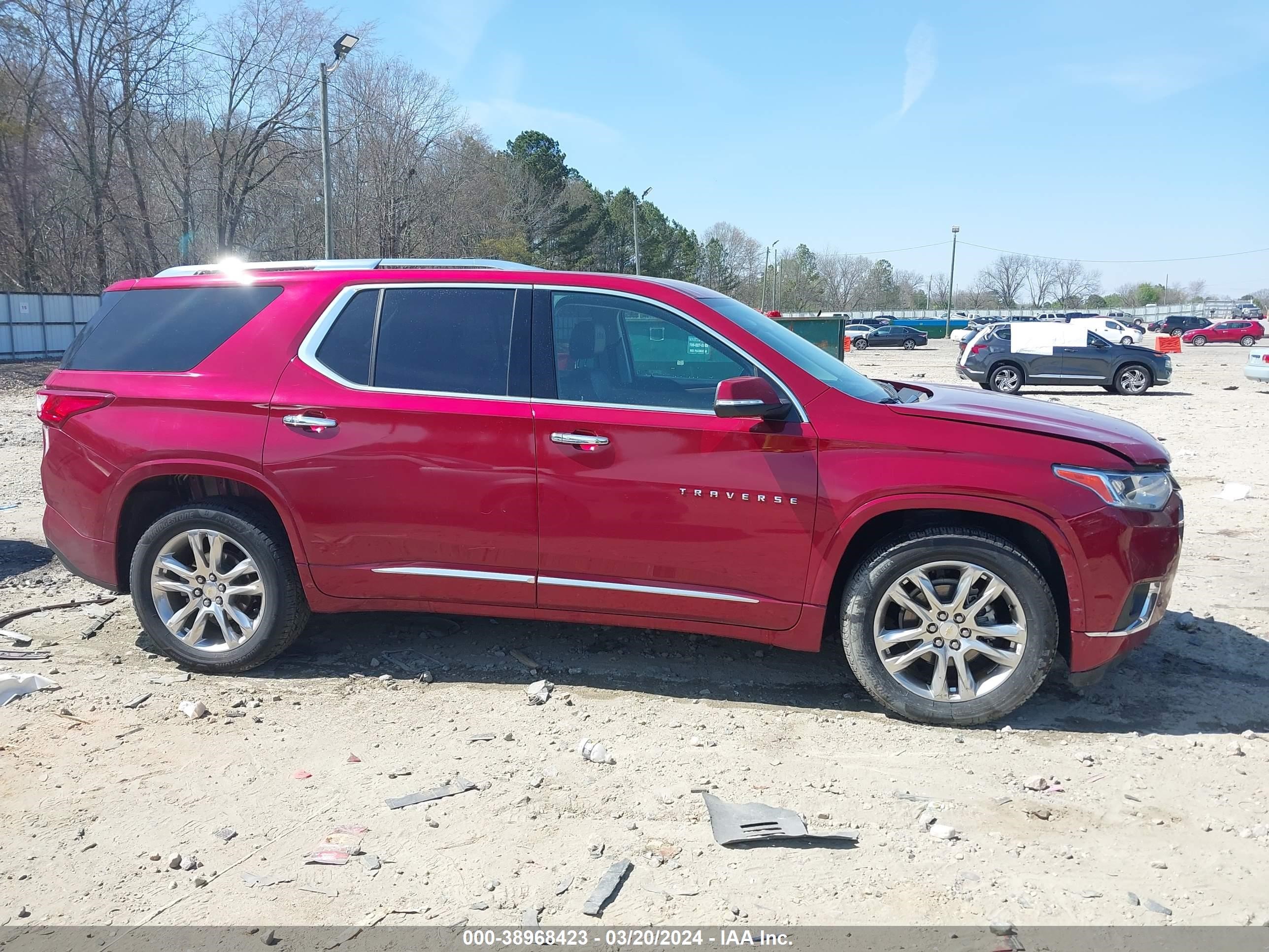 Photo 12 VIN: 1GNEVNKW9MJ127777 - CHEVROLET TRAVERSE 